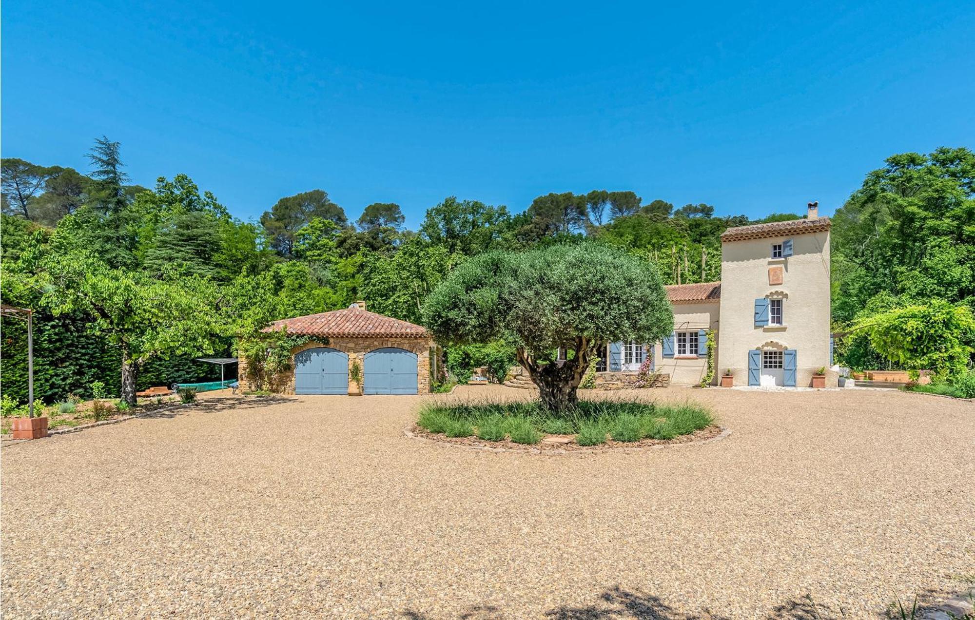 6 Bedroom Pet Friendly Home In Carcès エクステリア 写真